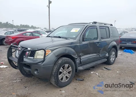 2005 Nissan Pathfinder Le из США, поврежденный, VIN 5N1AR18W15C720644